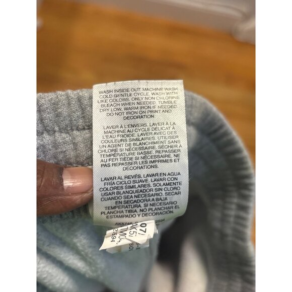 Adidas Kids Gray Sweatpants Size 10-12Cotton Blend Elastic Waist & Cuffed Bottom - Picture 12 of 13